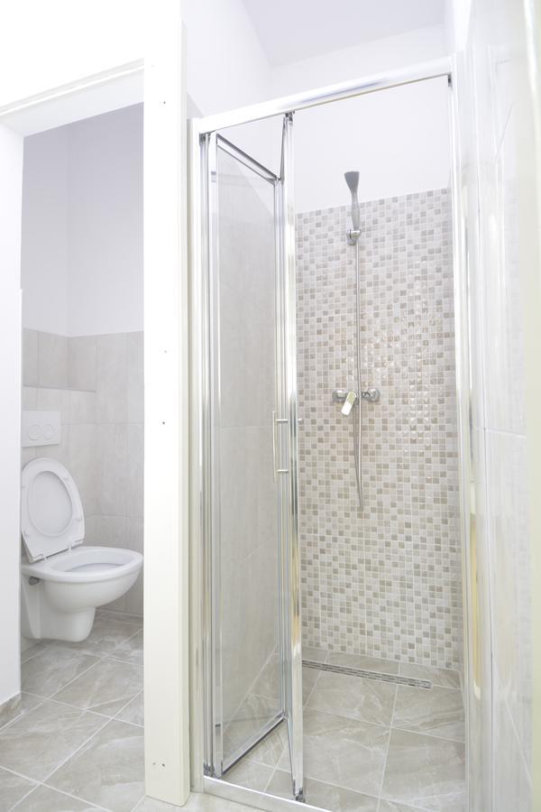 Hostel Sv. Lovre شيبينيك المظهر الخارجي الصورة