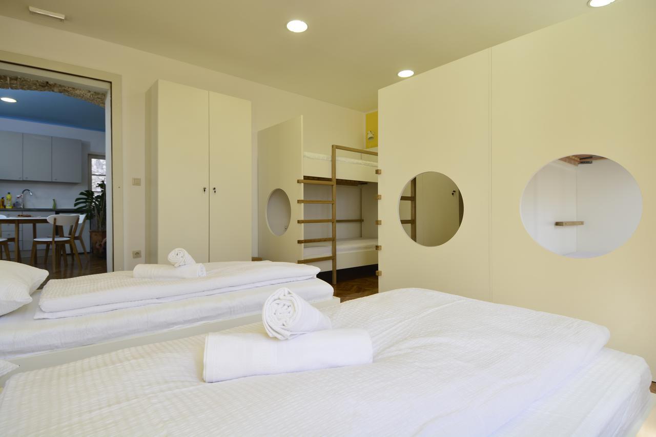 Hostel Sv. Lovre شيبينيك المظهر الخارجي الصورة
