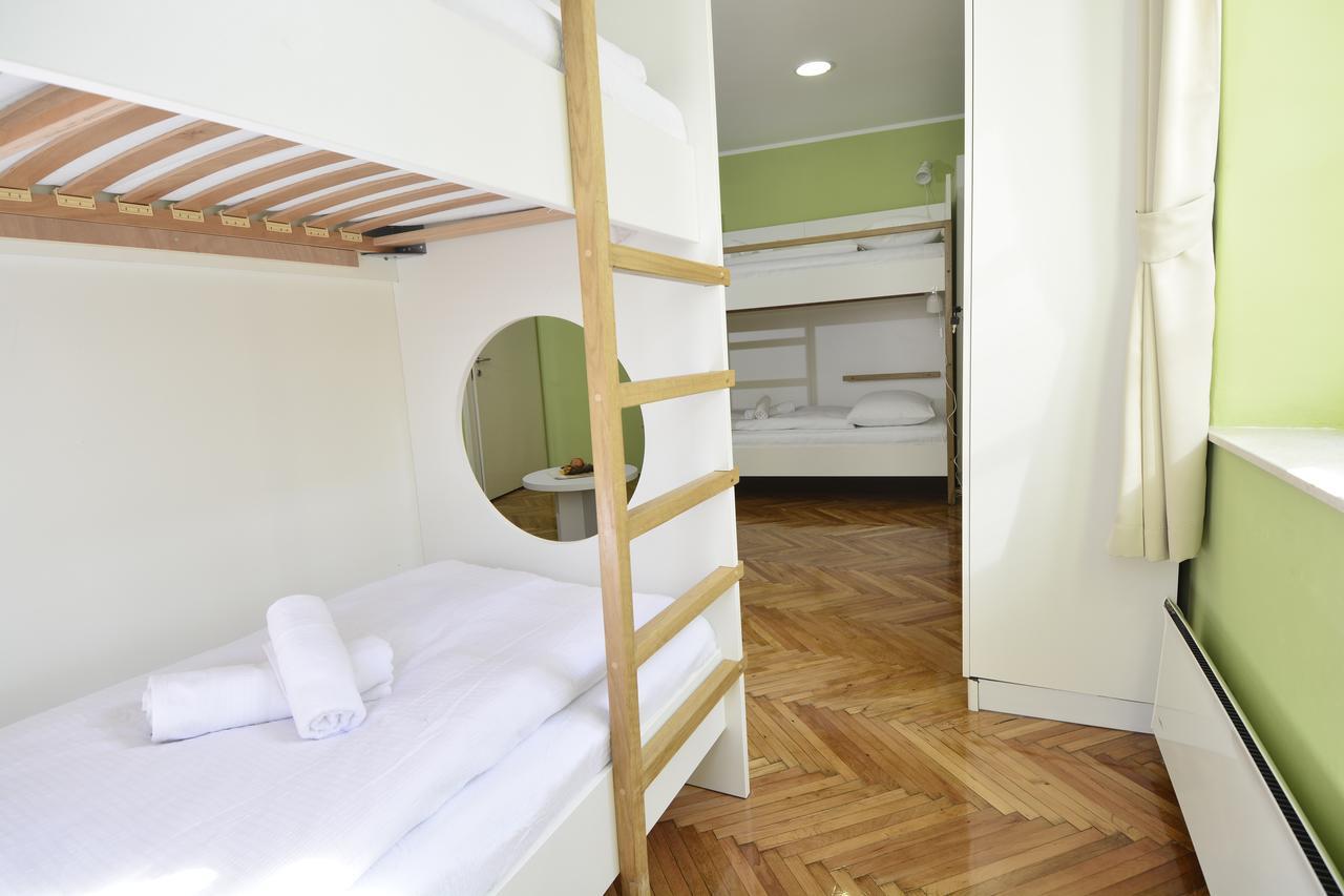 Hostel Sv. Lovre شيبينيك المظهر الخارجي الصورة